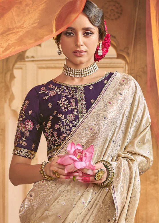 Light Beige Weaved Zari Lightweight Silk Saree