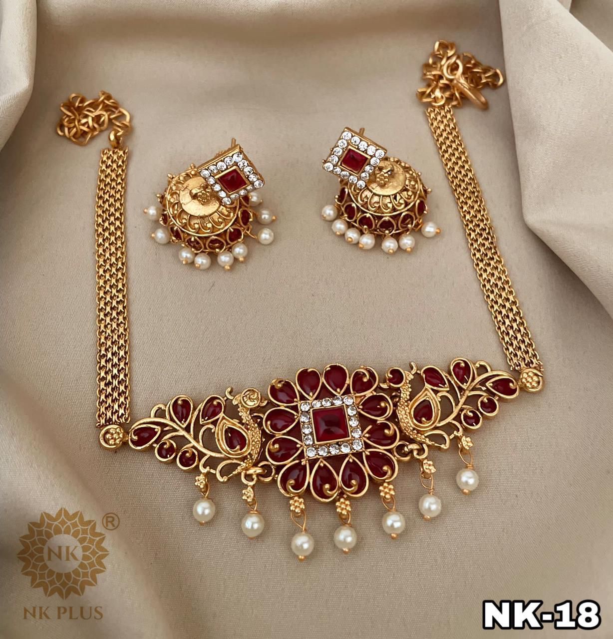 High neck choker set