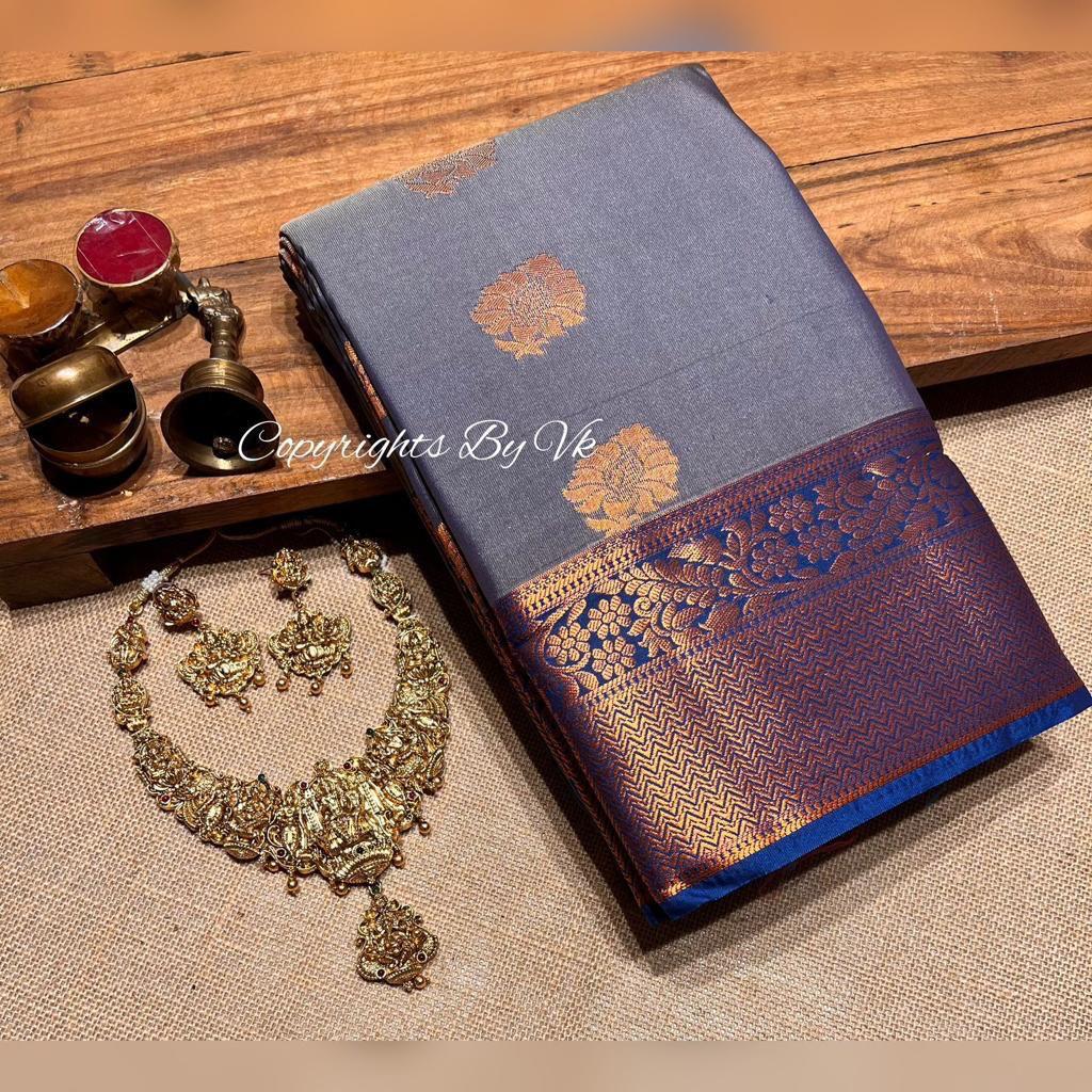 Small border metallic grey blue pattu saree