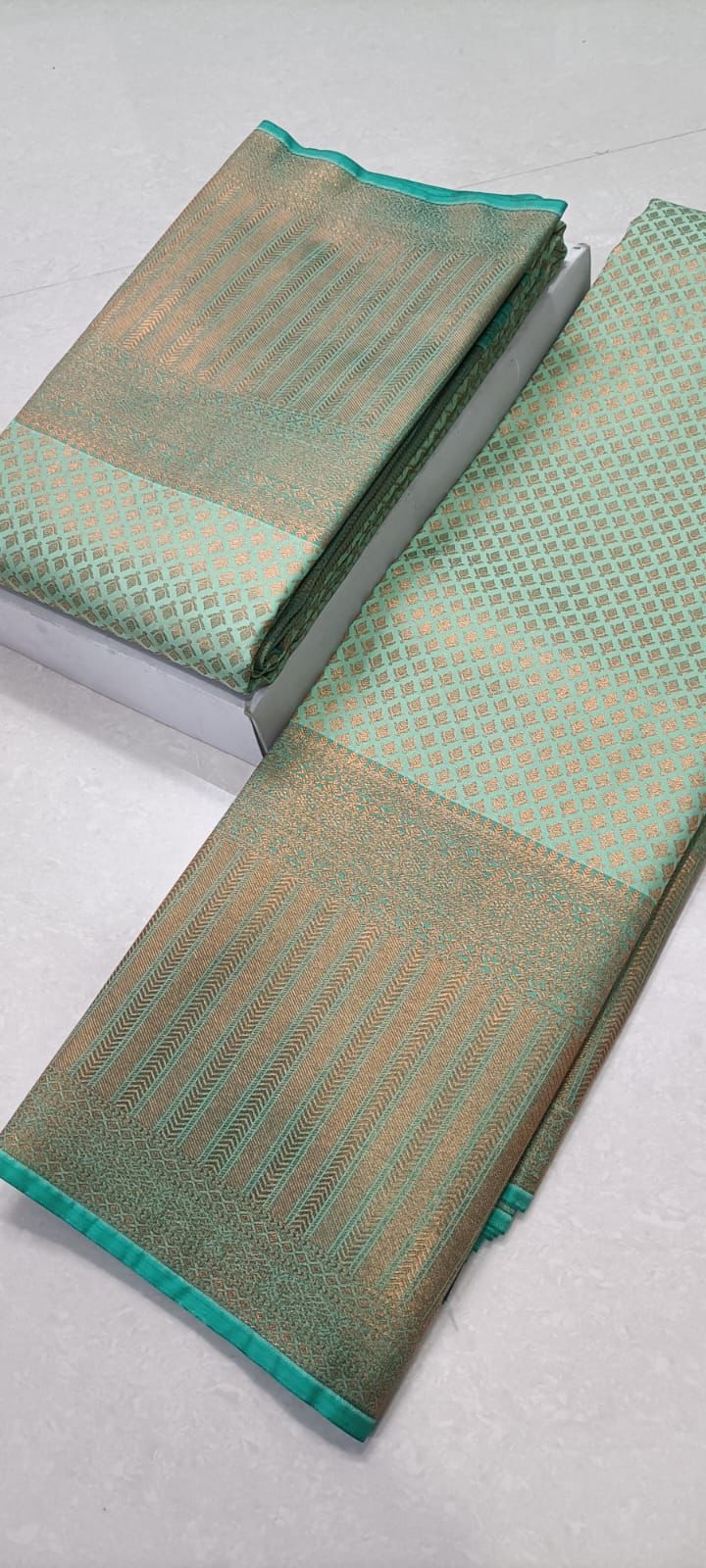 Tint mint green semi silk pattu saree