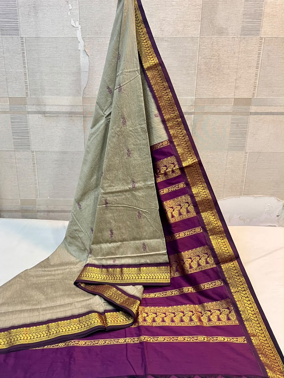 Sage Green & Purple Zari Saree | South Indian Silk Saree | Gold Zari Border Saree | Traditional Wedding Saree