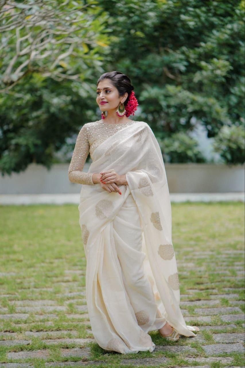 Kerala Linen Cotton Saree – Off White & Sparkling Blouse