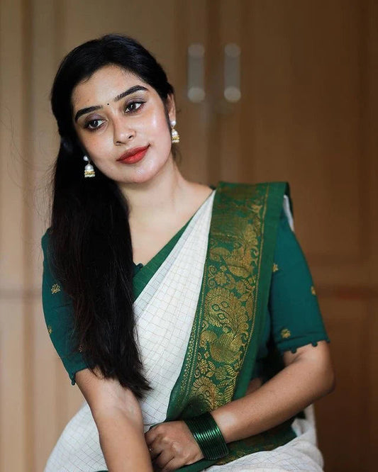 Green and white Madurai sungudi cotton saree