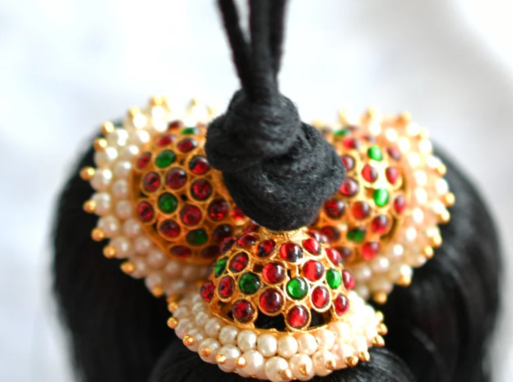 South Indian Jadai Kunjalam – Traditional Hair Accessory for Brides & Dancers