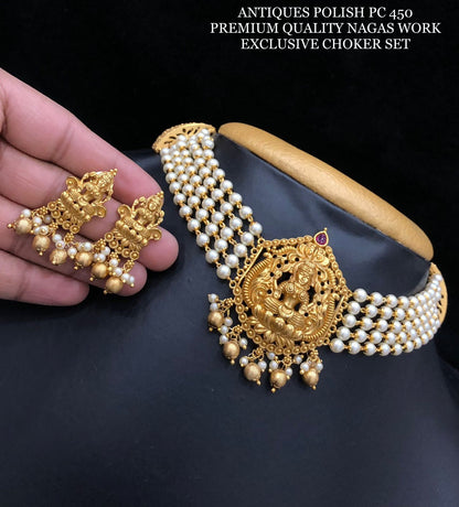 Antiques finish Nagas work choker set