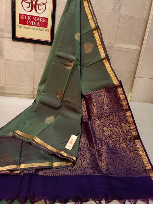 Forest green small border Kanchipuram soft silk saree