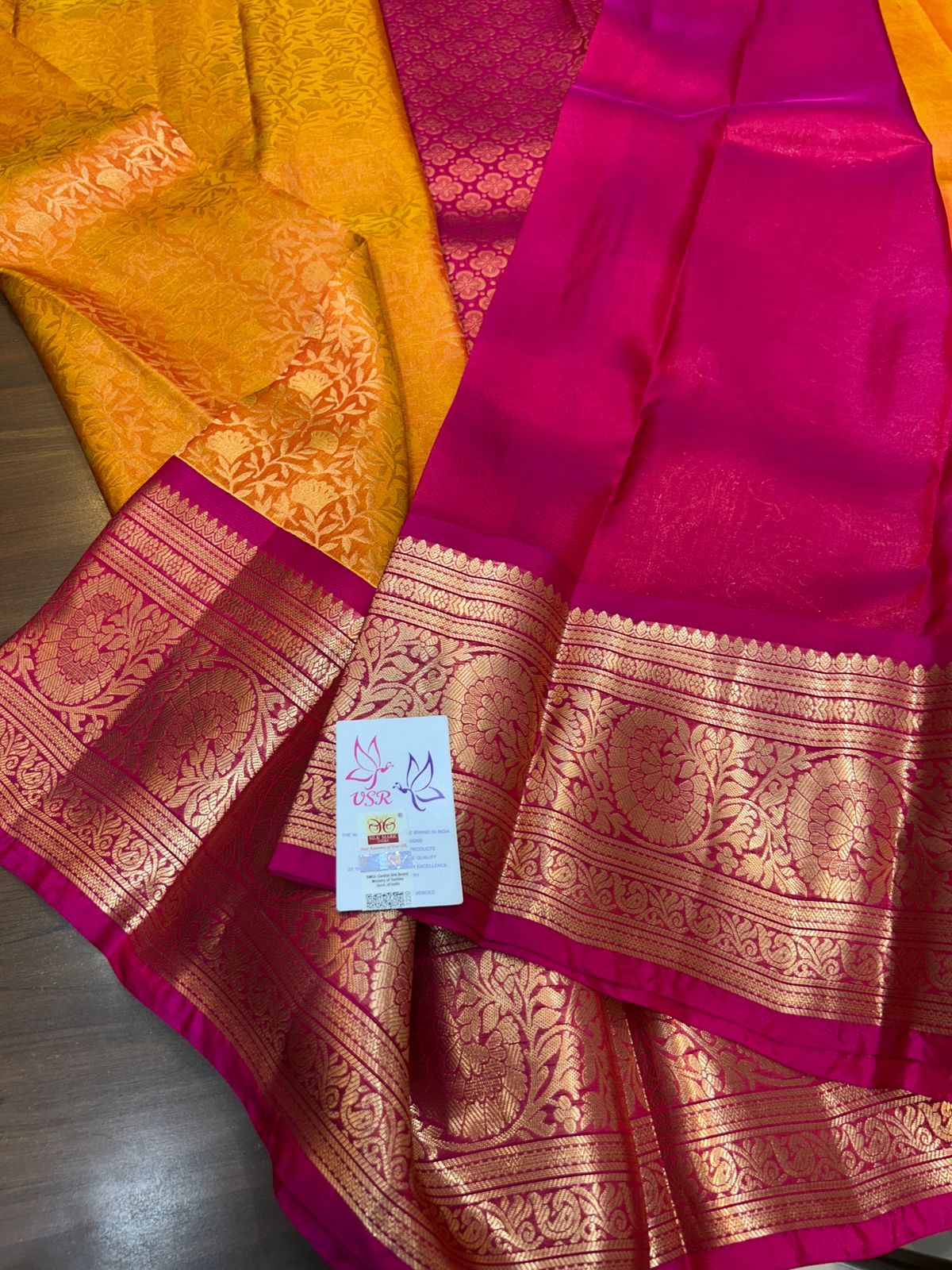 Kanchipuram wedding saree in Red and Magenta silk mark certified saree