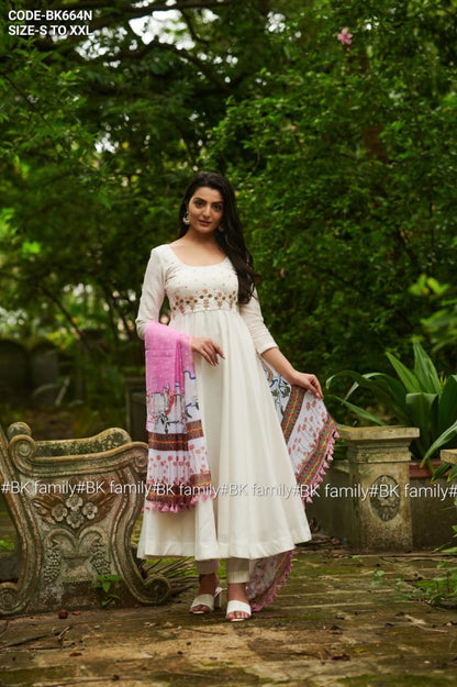 Off white kurti with pant