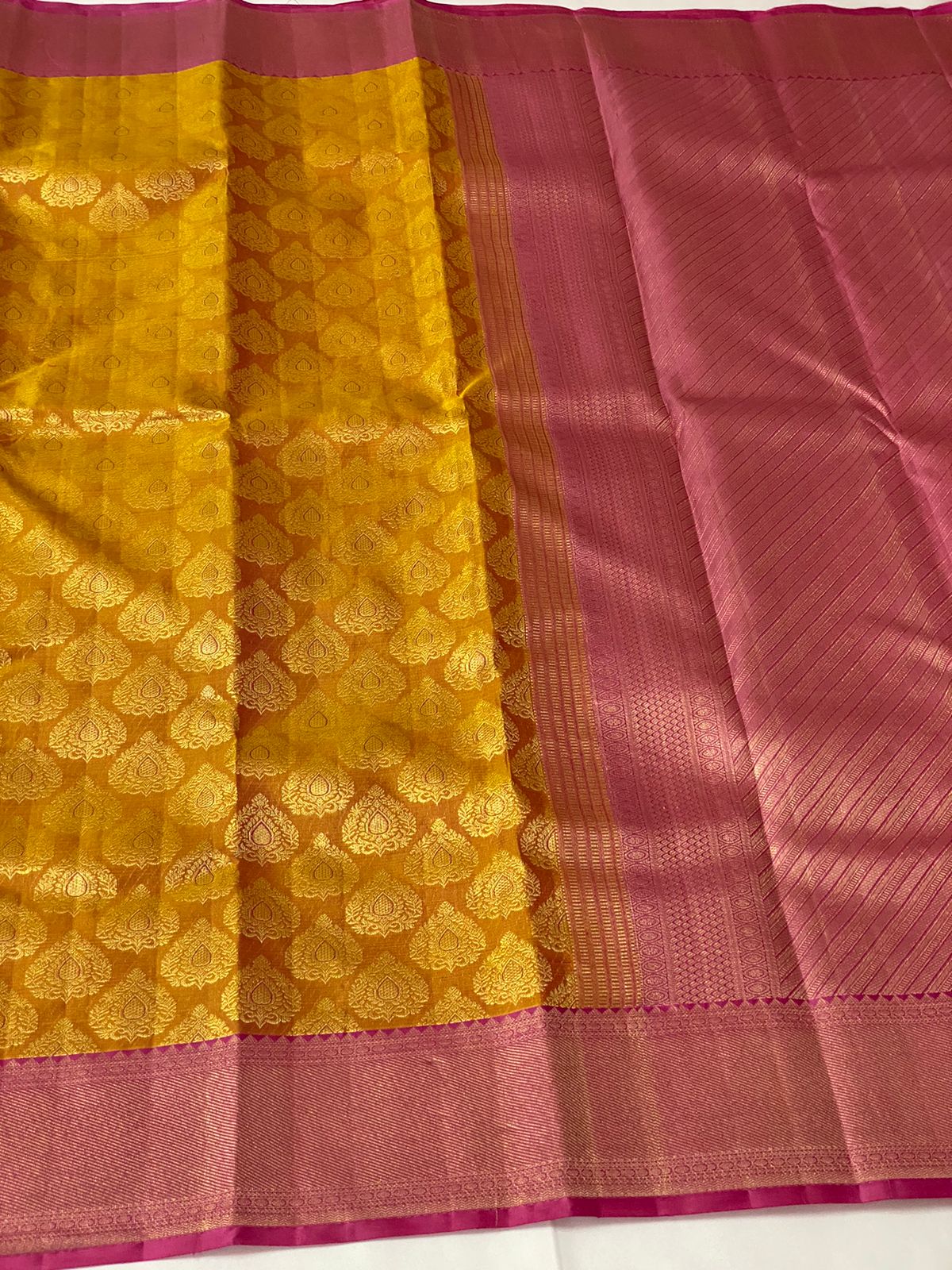 Mango yellow 2g gold - wedding silk - soft silk saree - silk mark certified