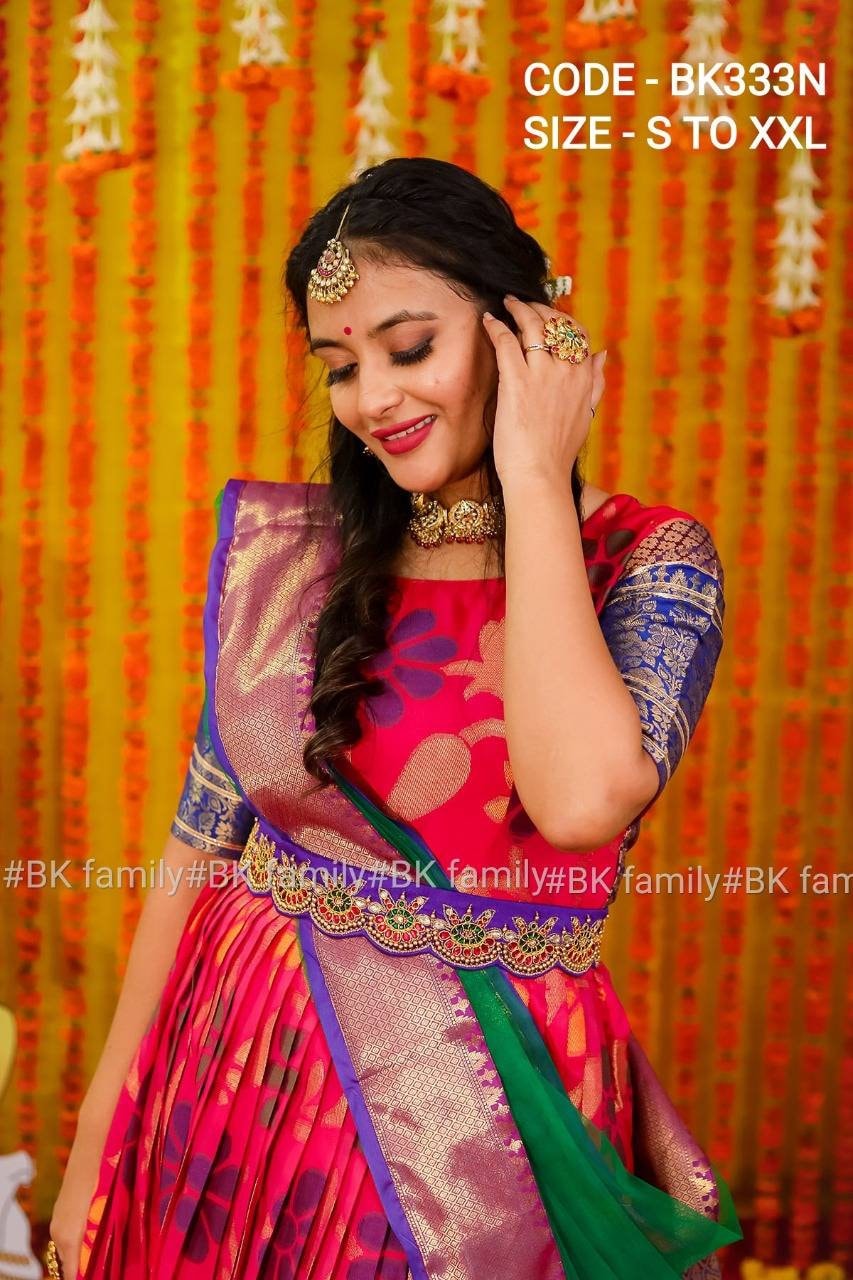 Saree Sari Suit Lehenga Gown Ethince Wedding Emboridery at Rs 1999 |  Ranchood Nagar | Surat | ID: 27503541162