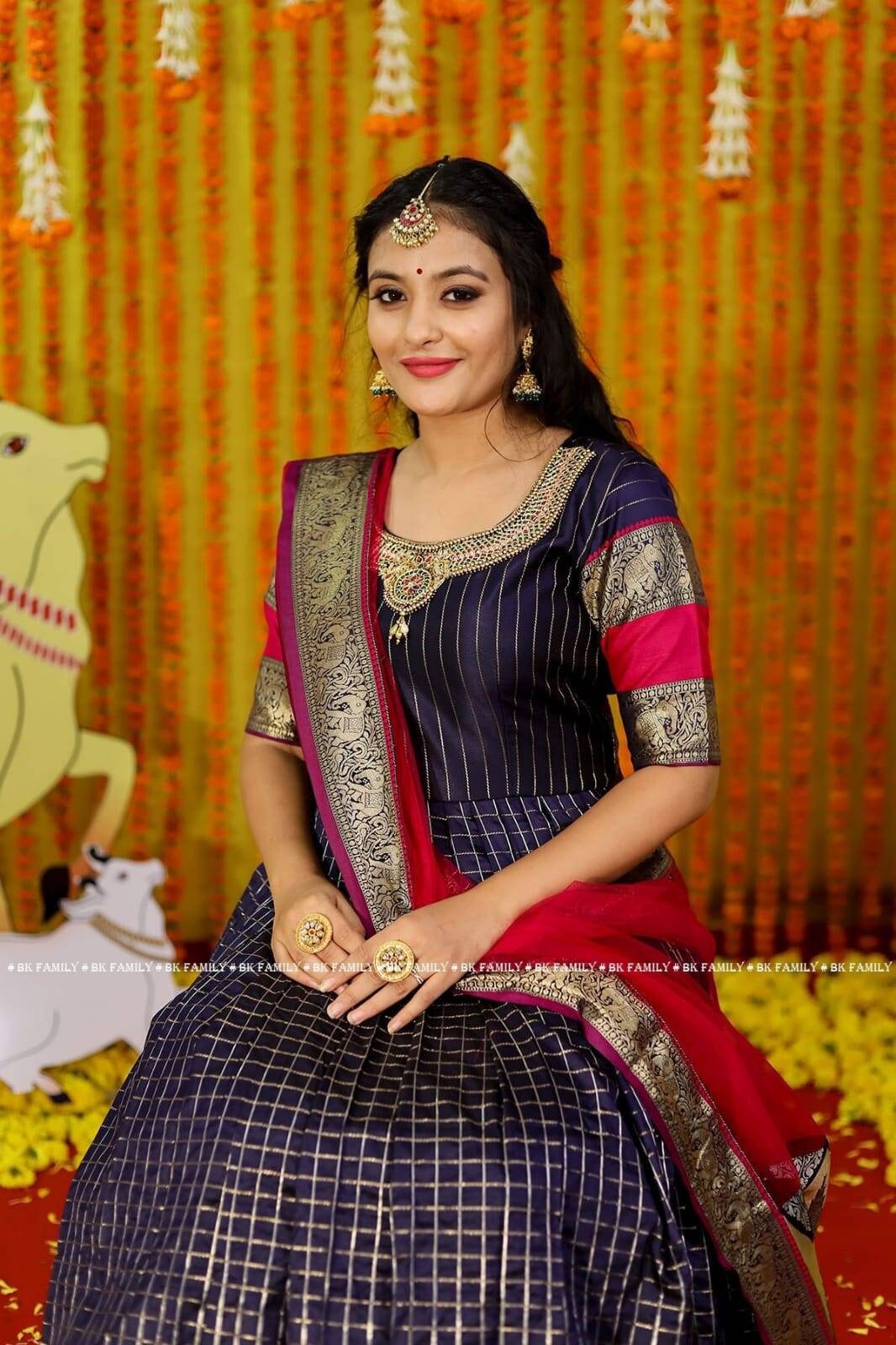 Black and red - Pattu dress- indian traditional dress - party wear gown - floor length gown